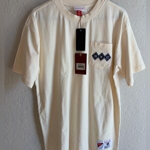 NWT Sporting KC Mitchell & Ness Cream Pocket T-Shirt Men’s Medium MLS